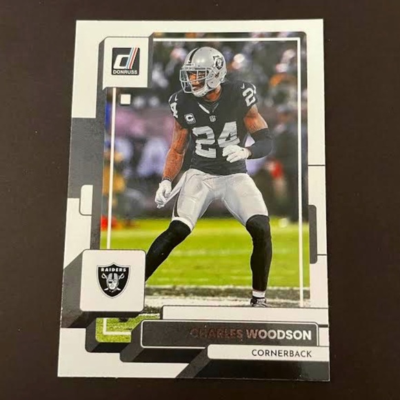 Charles Woodson: Oakland Raiders, Cornerback 2022 Panini Donruss Football #290 - Picture 1 of 2